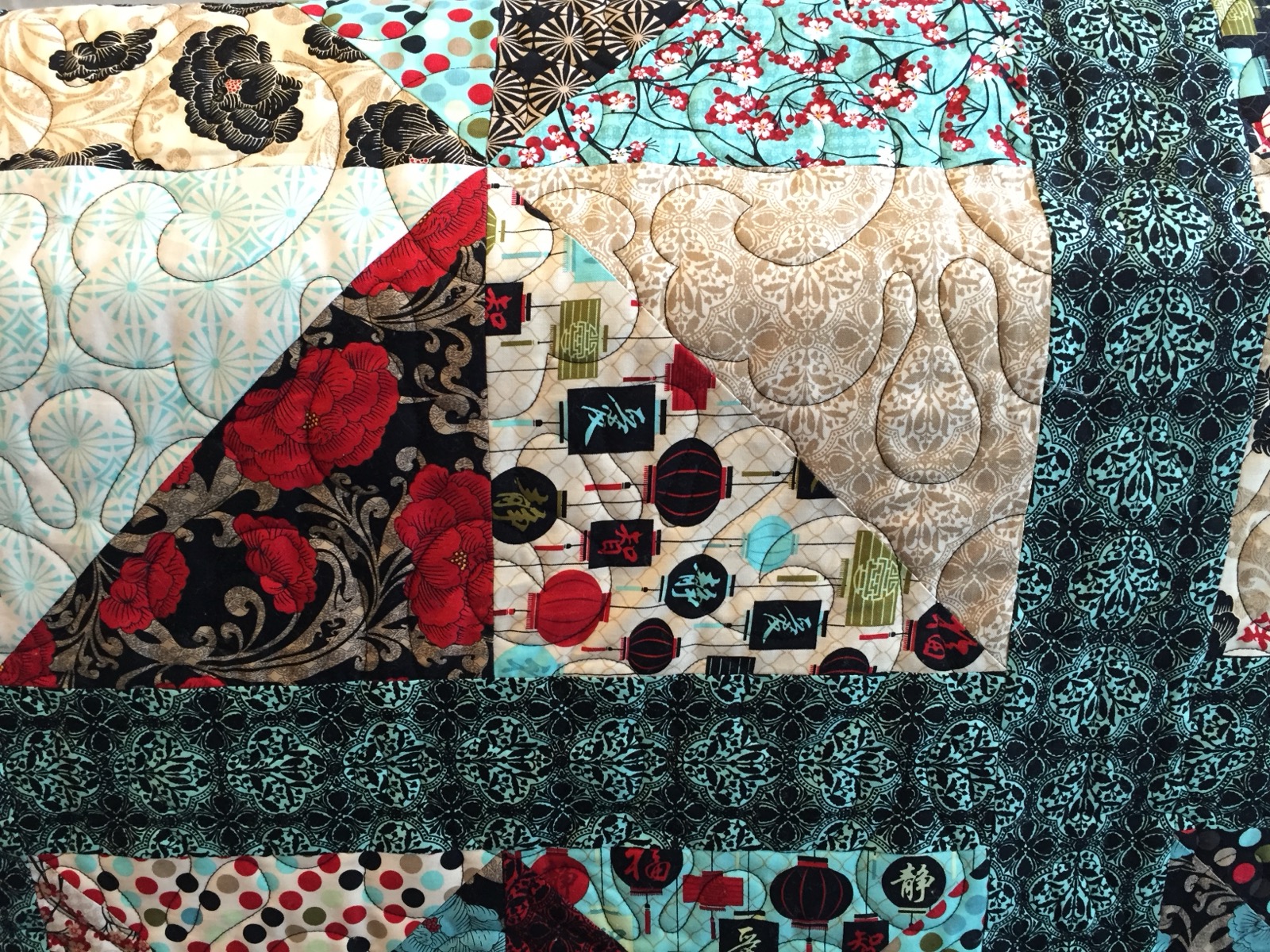 Custom quilt by Quilted Peacock