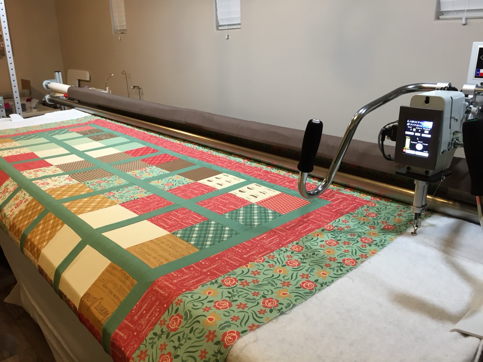 Custom quilt by Quilted Peacock