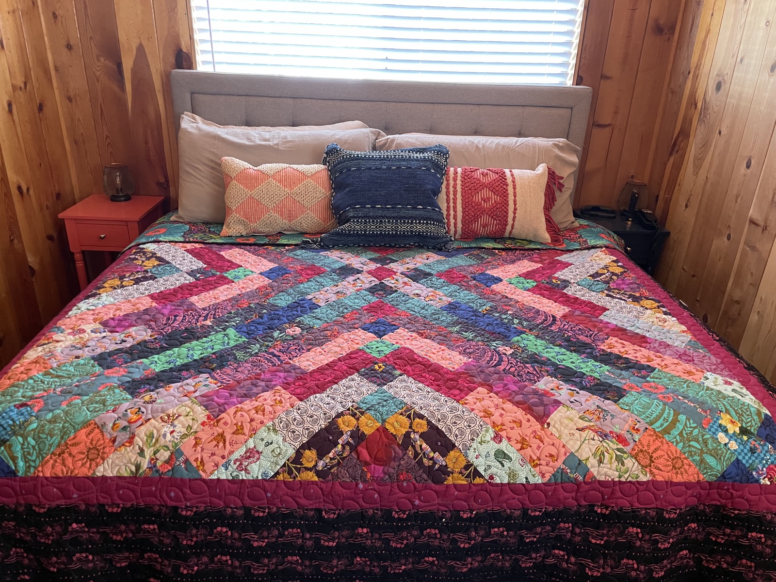 Diabolical Jane — custom quilt by Quilted Peacock